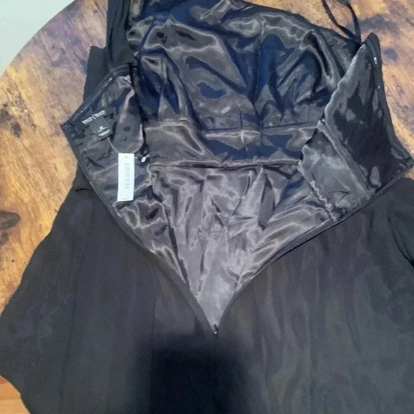 White House Black market one shoulder black dress - Picture 5 of 8